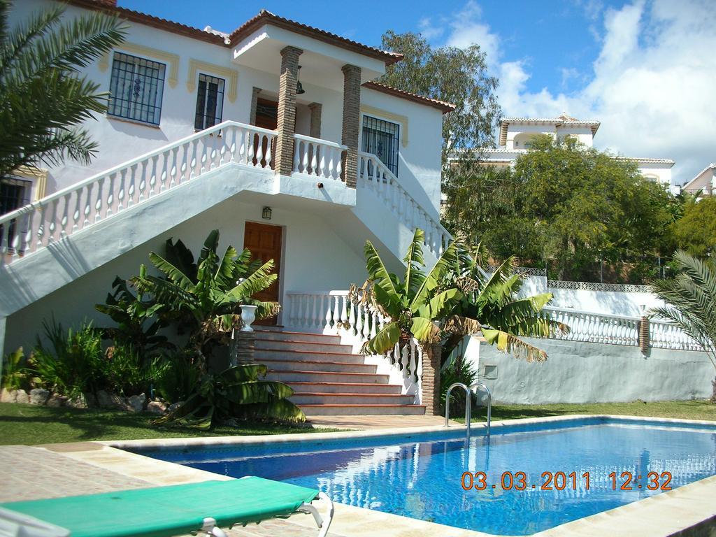 Hotell Villas Axarquia Nerja